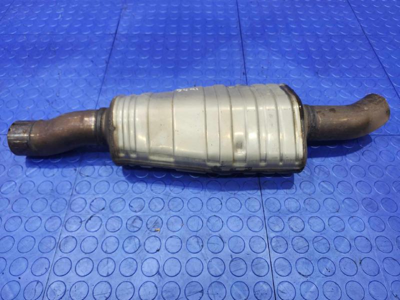 2017 Audi Q7 Muffler