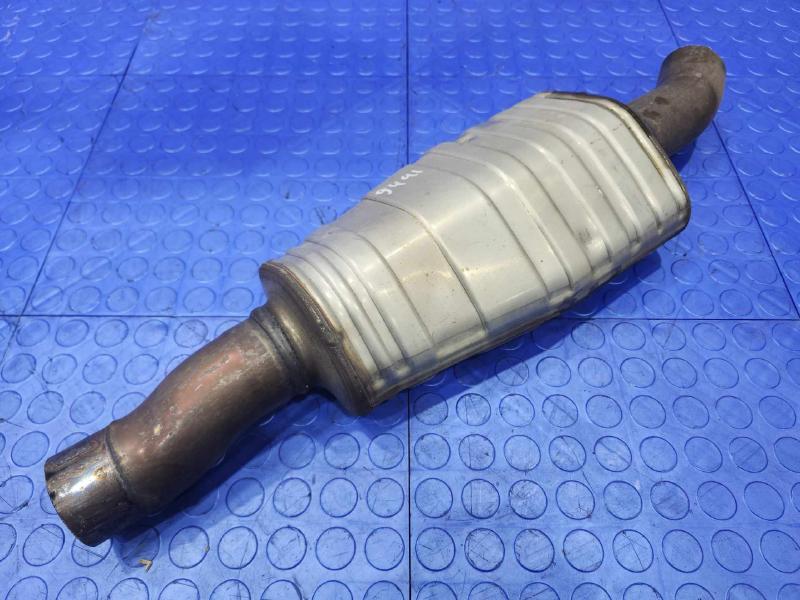 2017 Audi Q7 Muffler