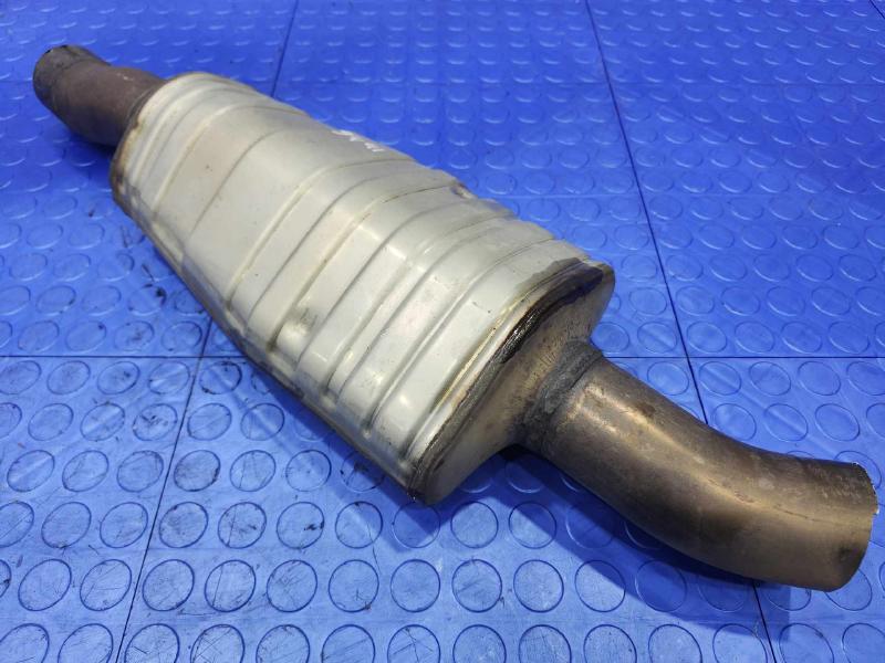 2017 Audi Q7 Muffler