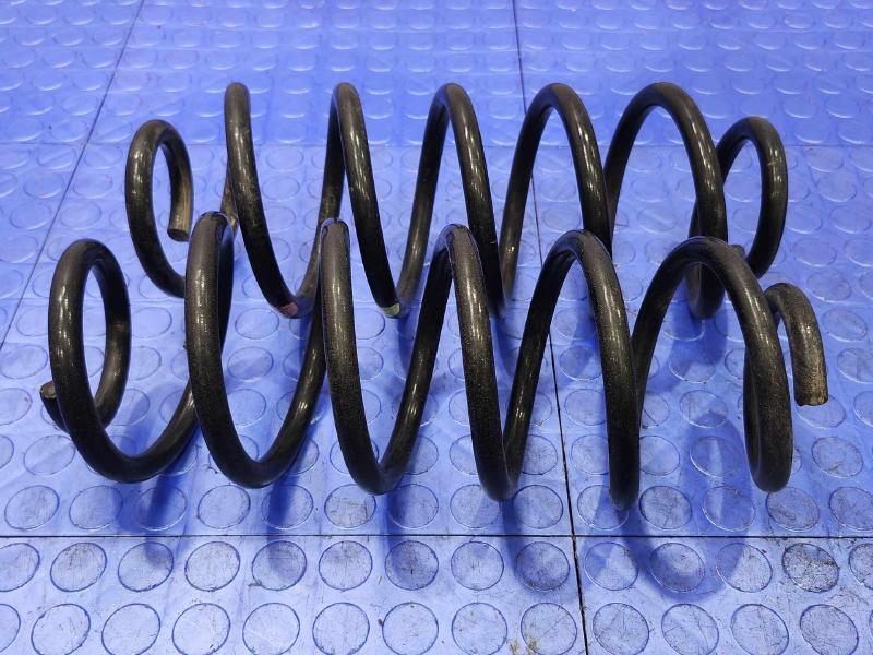 2014 Toyota Prius Coil/Air Spring