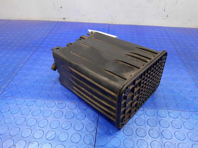 2011 Ford F-250 Super Duty Evaporator Canister