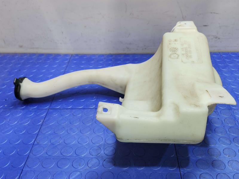 2007 Pontiac Solstice Washer Bottle