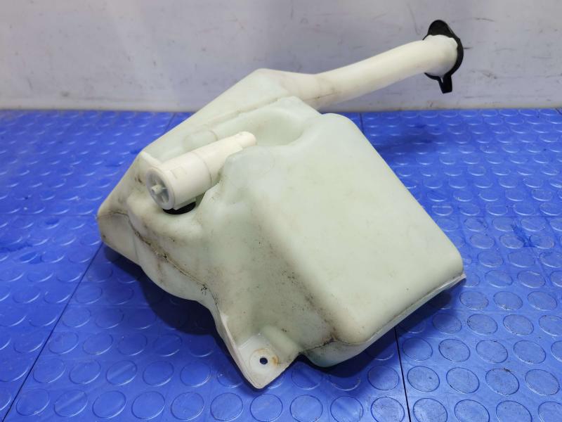 2007 Pontiac Solstice Washer Bottle