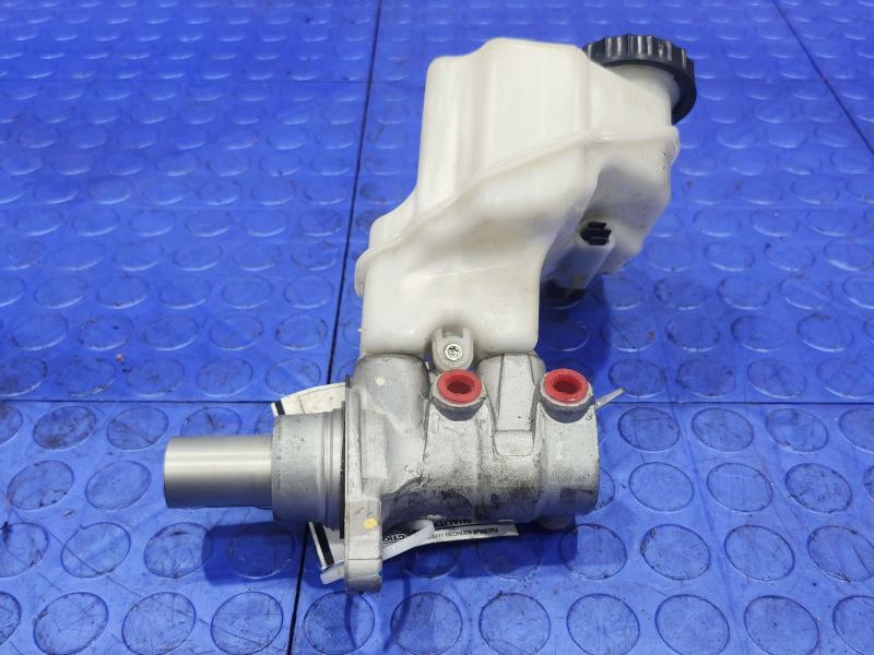 2018 Nissan Maxima Master Cylinder