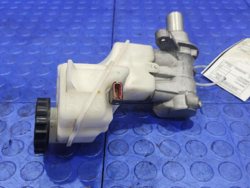 2018 Nissan Maxima Master Cylinder