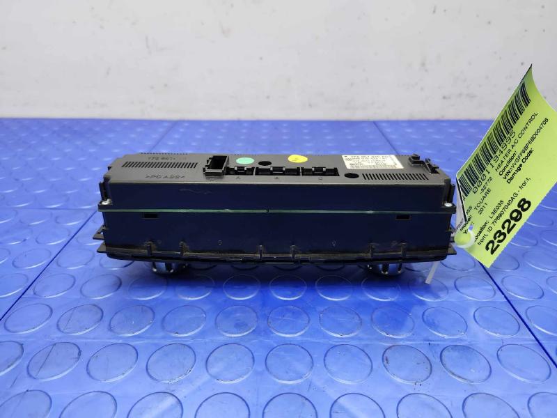 2011 Volkswagen Touareg Heater A/C Control