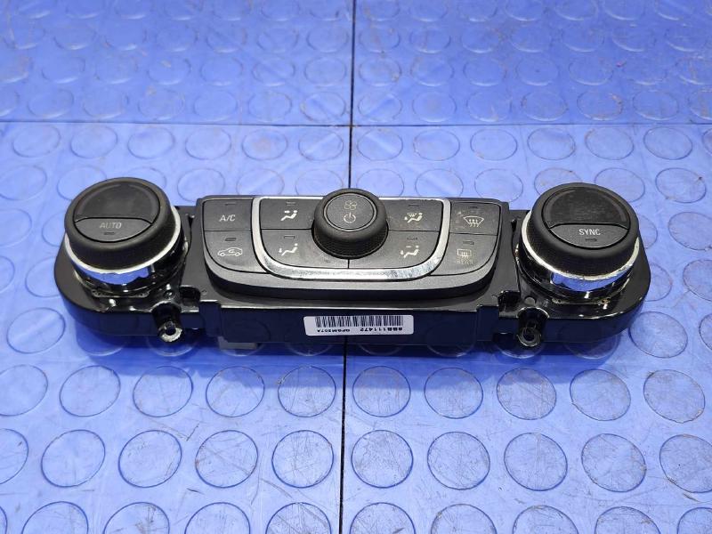 2014 Chevrolet Impala Heater A/C Control