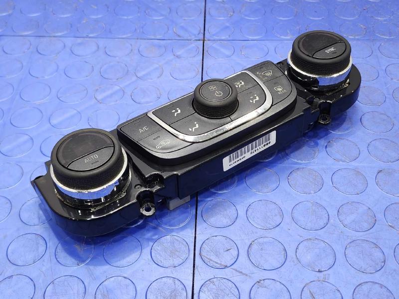 2014 Chevrolet Impala Heater A/C Control