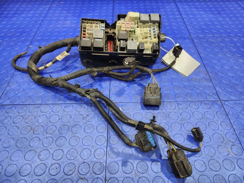 2017 Ford Focus Engine Fuse Box