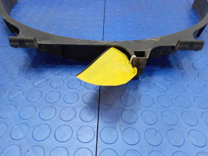 2014 Infiniti QX80 Fan Shroud