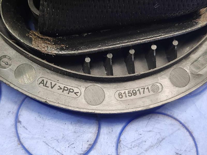 2011 BMW 535i Front Seat Belt