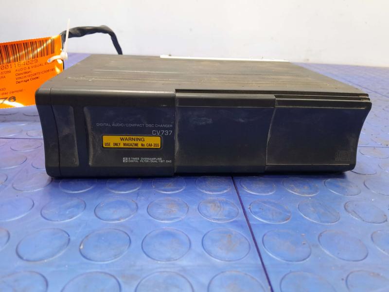 2001 Nissan Xterra Audio & Visual Equip.(Radio)