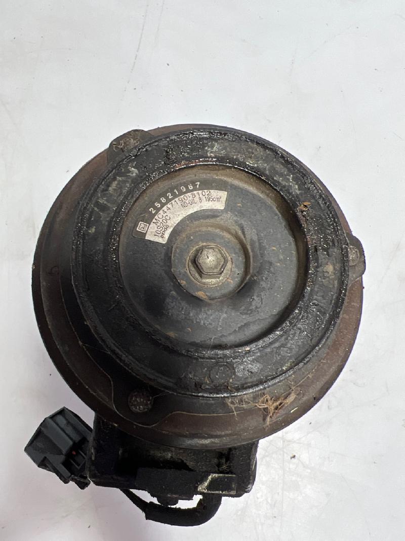 2009 GMC Acadia A/C Air Compressor