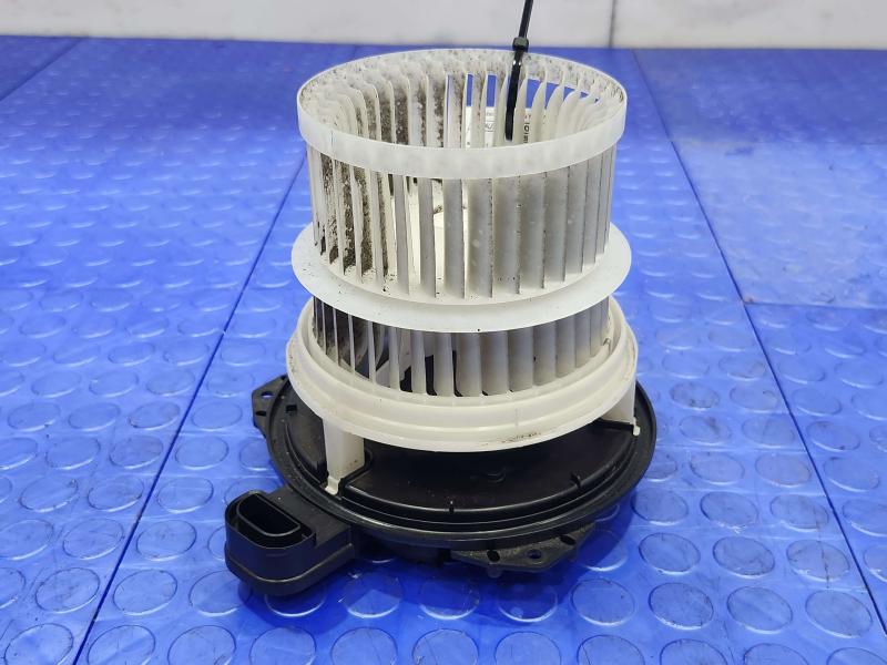 2017 Toyota Prius Blower Motor