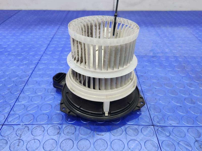2017 Toyota Prius Blower Motor
