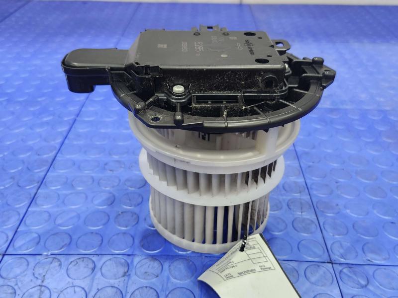 2017 Toyota Prius Blower Motor