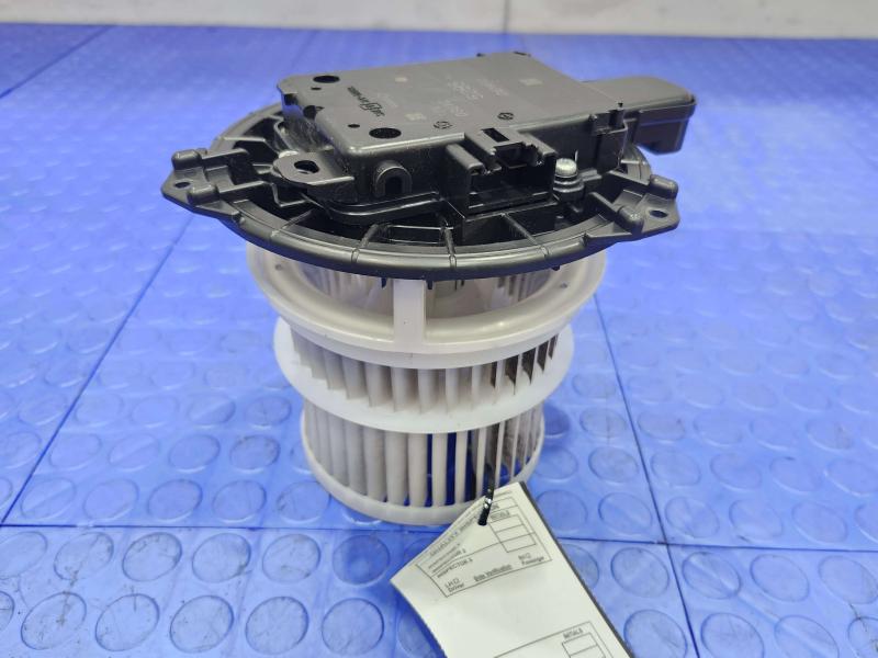 2017 Toyota Prius Blower Motor