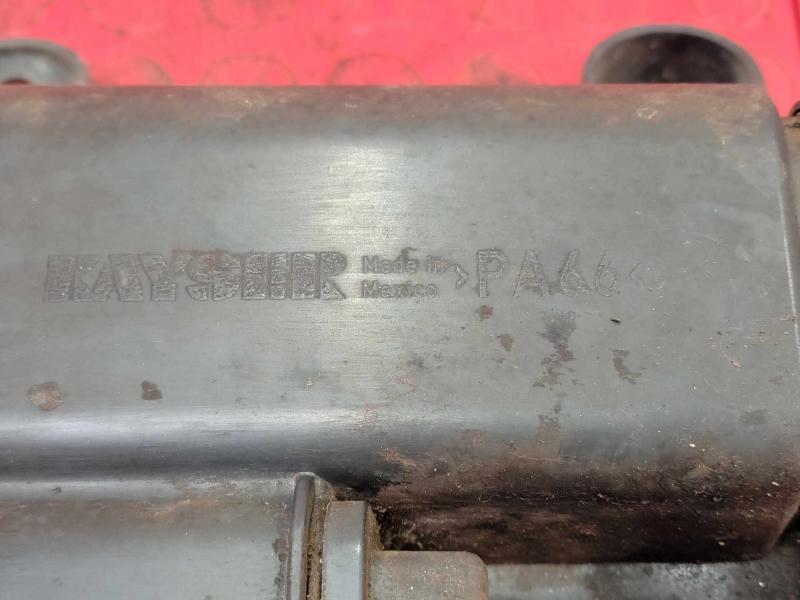 2008-2009 Saturn Vue Fuel Vapor Charcoal Canister Genuine OEM Part 15802306