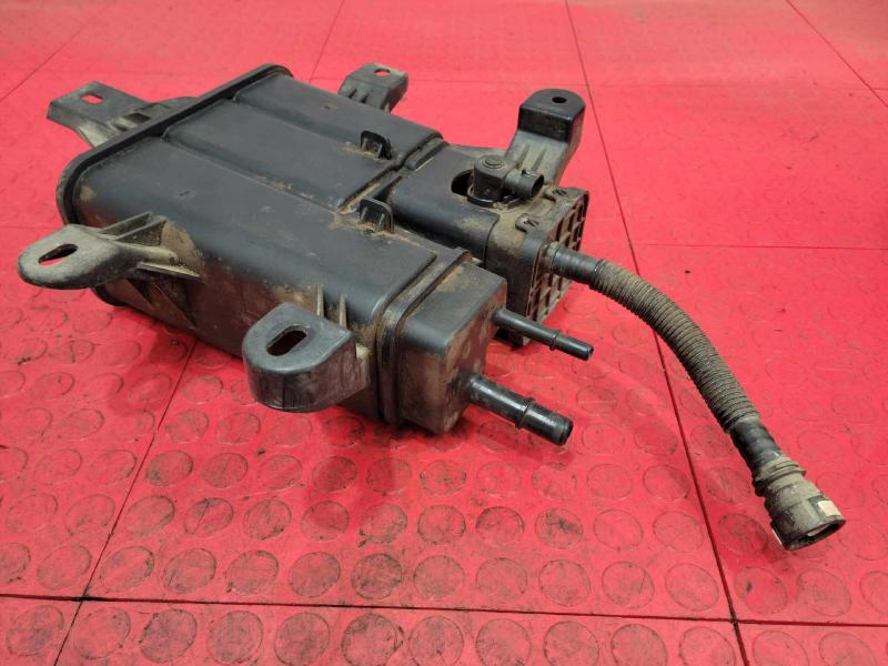 2008-2009 Saturn Vue Fuel Vapor Charcoal Canister Genuine OEM Part 15802306