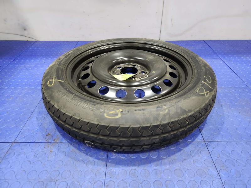 2013 Chrysler 300 Wheel