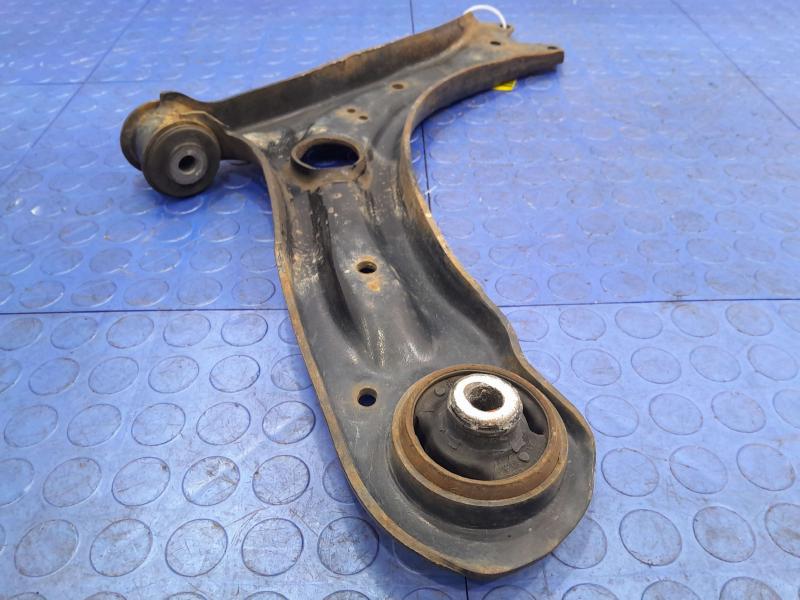 2013 Volkswagen Beetle Lower Control Arm Front
