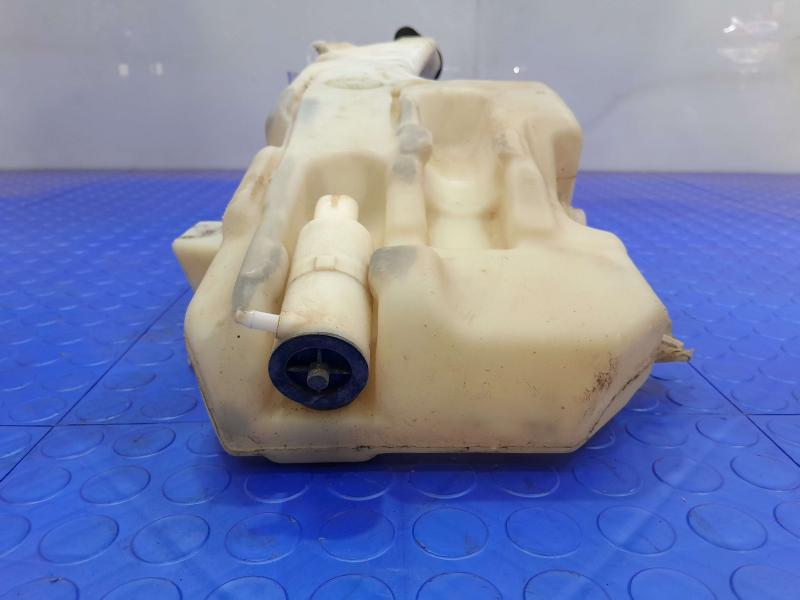 2007 Chevrolet Silverado 1500 Washer Bottle