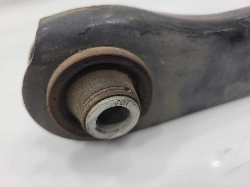 2015 Chrysler 200 Lower Control Arm Rr