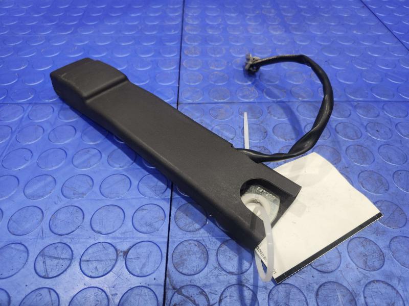 2010 Dodge Ram 1500 Front Seat Belt