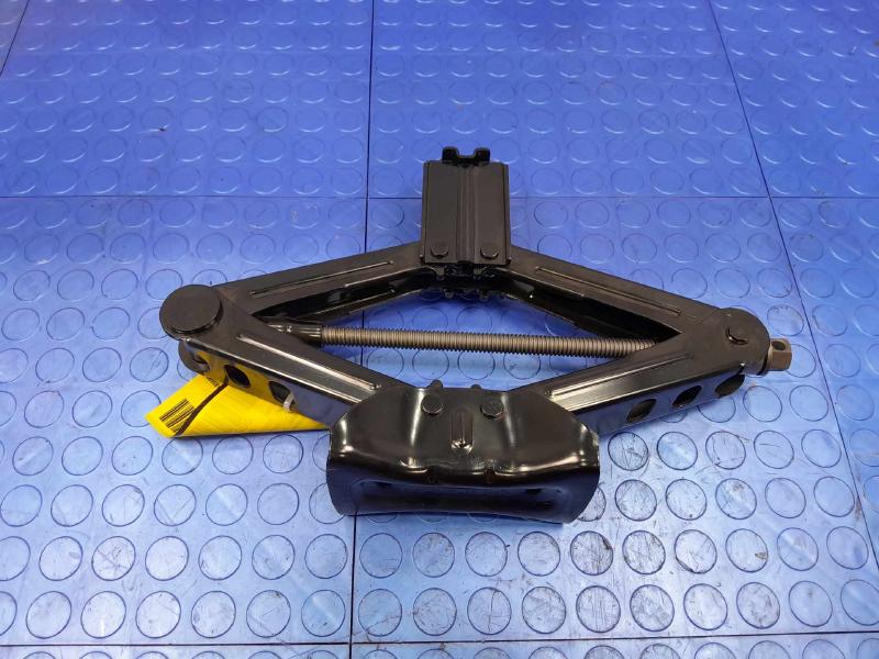 2013-2019 Ford Escape Spare Tire Tools Jack Kit Assembly OEM CJ5Z17080A