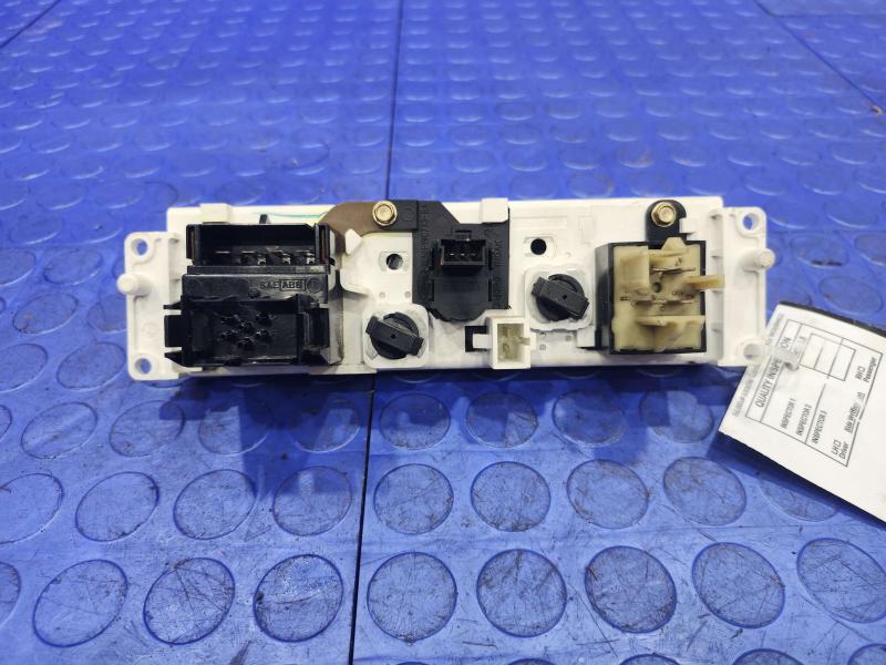 2004 Ford Explorer Heater A/C Control