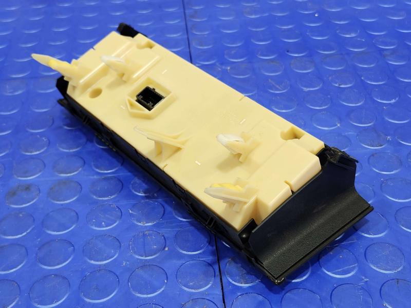 2014 Lexus IS 250 Heater A/C Control