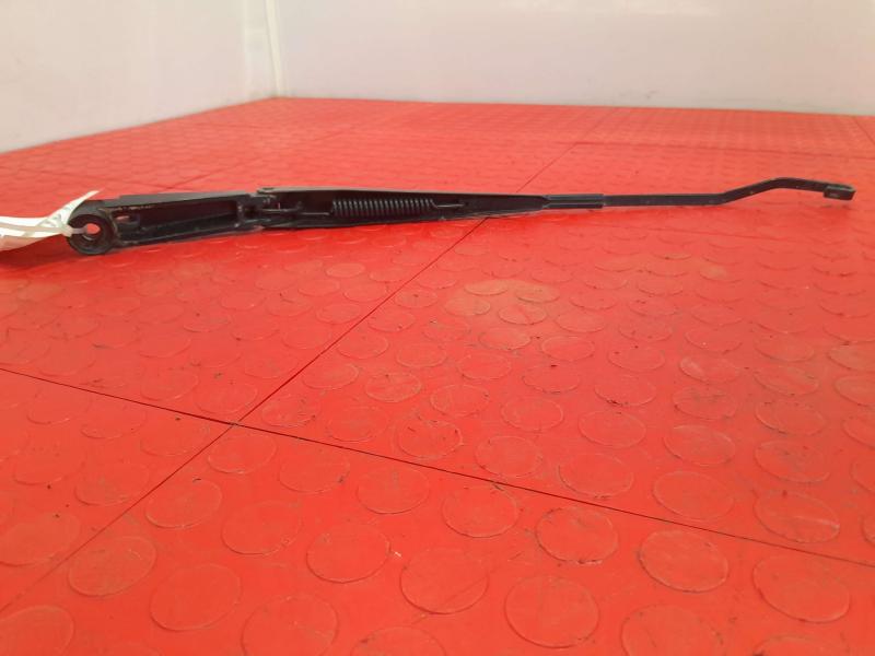 2006 Nissan Pathfinder Wiper Arm