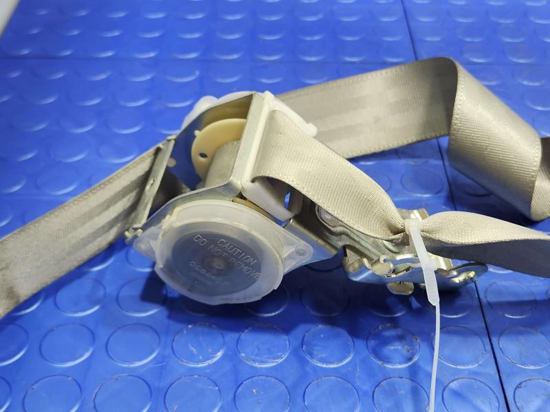 2013 Toyota Prius Rear Seat Belt