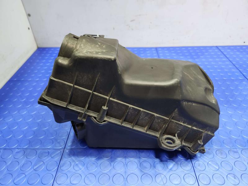 2005 Volkswagen Jetta Air Cleaner