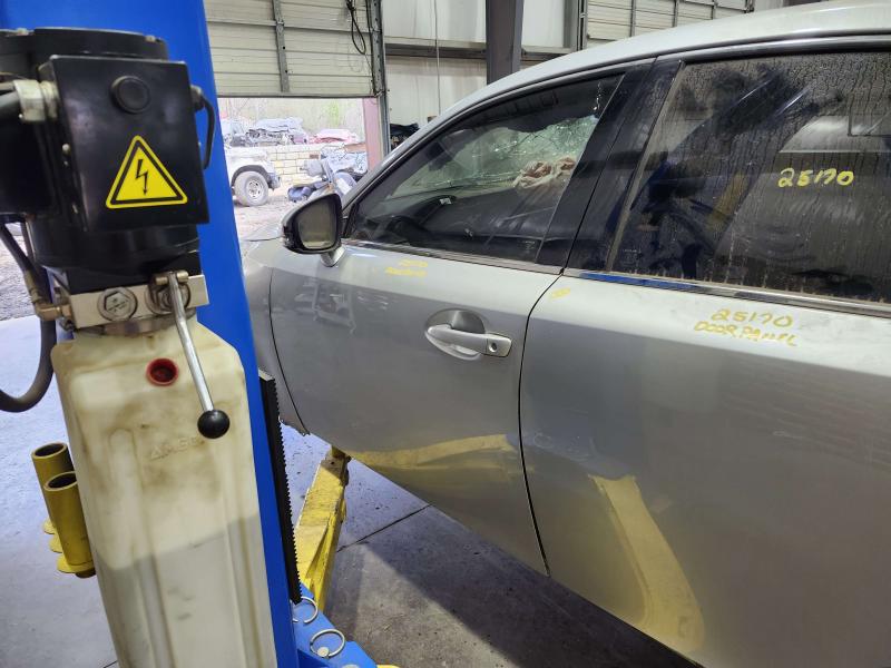 2014 Lexus IS 250 Front Door