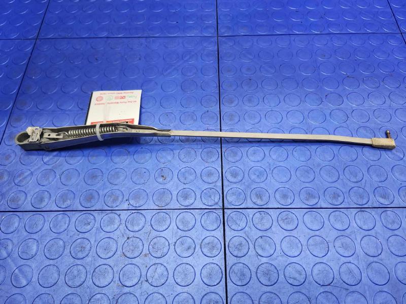 1984 Oldsmobile Ninety-Eight Wiper Arm