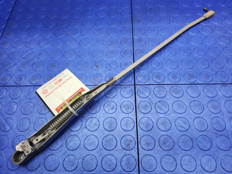 1984 Oldsmobile Ninety-Eight Wiper Arm