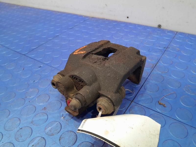 2005 Ford Explorer Caliper