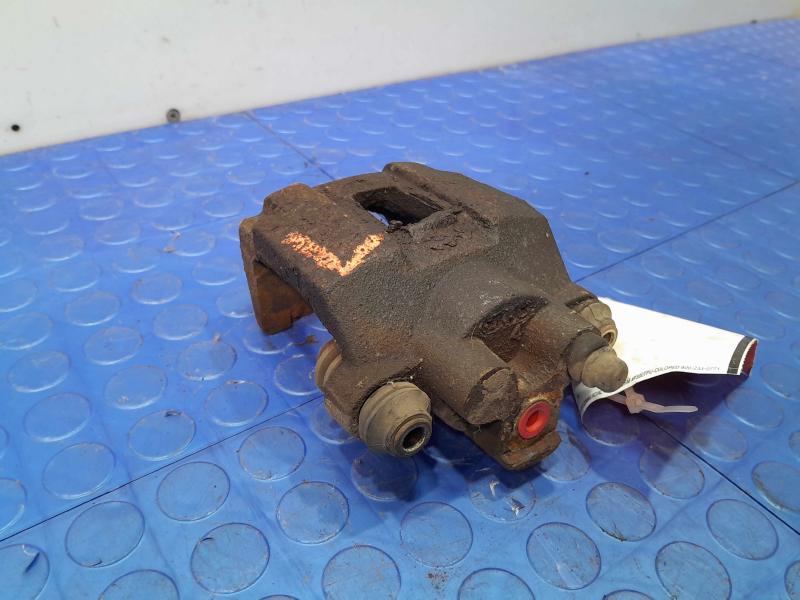 2005 Ford Explorer Caliper