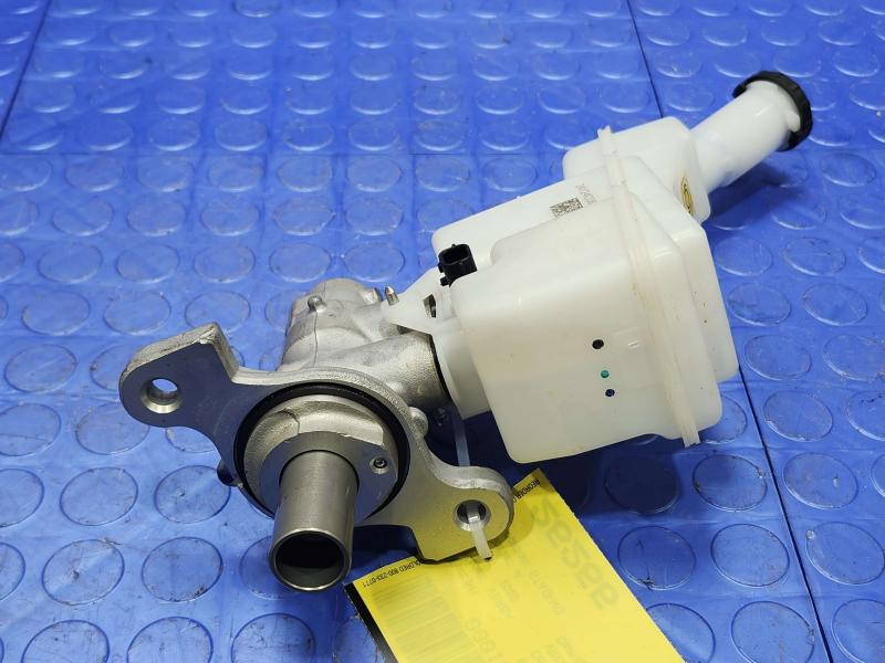 2020-2025 Nissan Versa Brake Master Cylinder Assembly Genuine OEM D60105EE0A