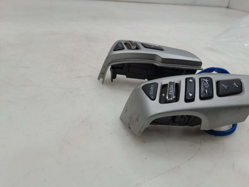 2019-2021 Nissan Titan Cruise Control & Audio Bluetooth Switches OEM 255509FU8B