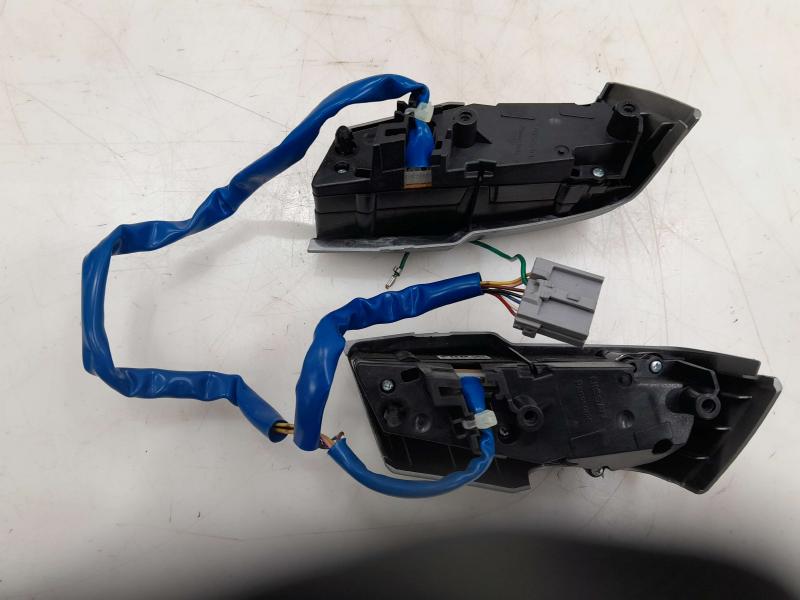 2019-2021 Nissan Titan Cruise Control & Audio Bluetooth Switches OEM 255509FU8B