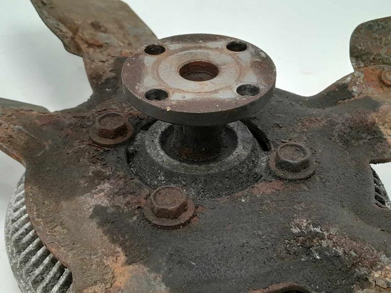 1995 Chevrolet Suburban Fan Clutch