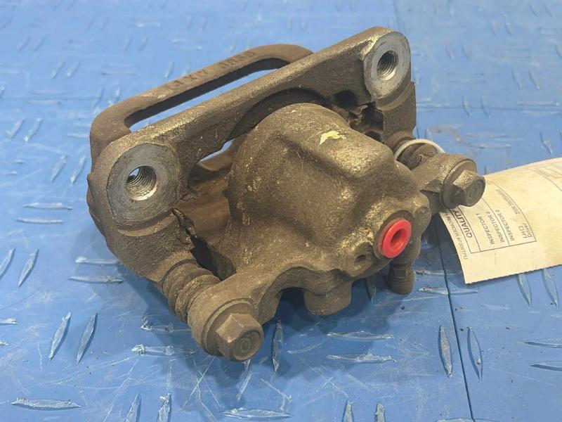 2015 Nissan Rogue Caliper