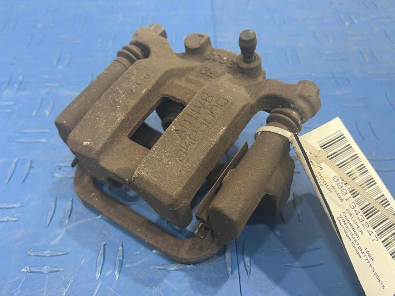 2015 Nissan Rogue Caliper