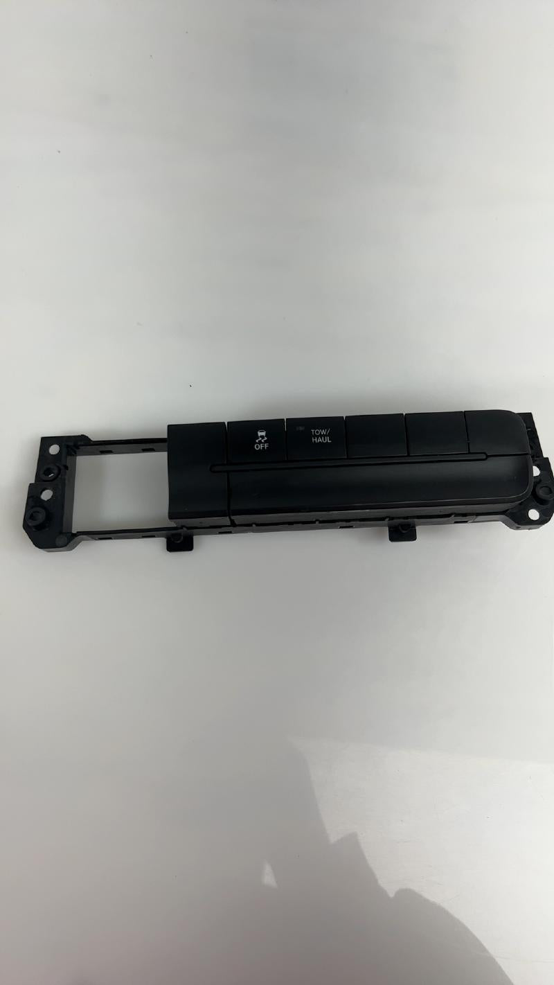 2013-2018 RAM 1500 DASHBOARD PANEL TRACTION CONTROL & TOW HAUL SWITCH BUTTON OEM 68247620AA