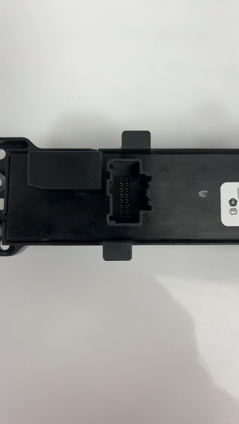 2013-2018 RAM 1500 DASHBOARD PANEL TRACTION CONTROL & TOW HAUL SWITCH BUTTON OEM 68247620AA