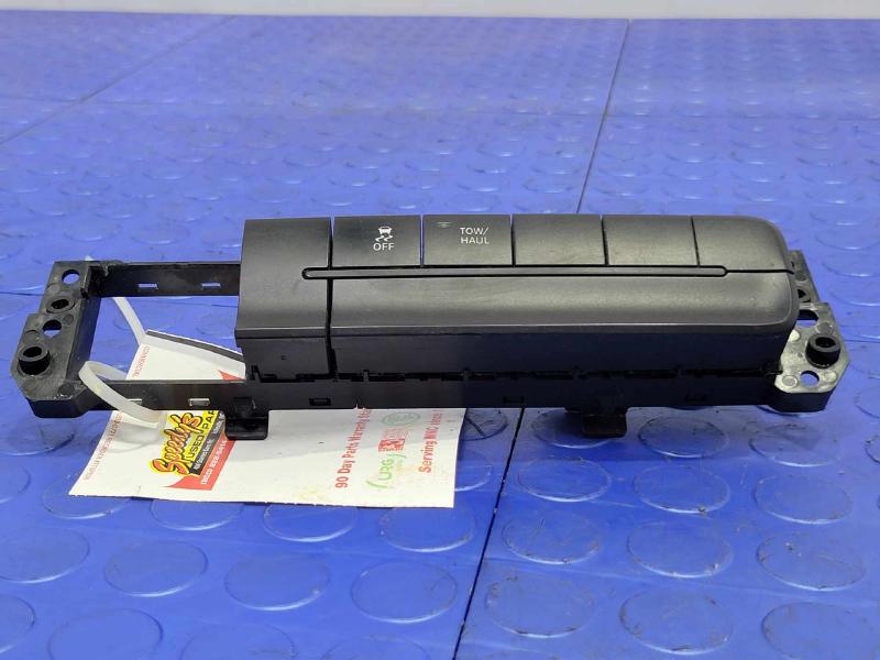 2013-2018 RAM 1500 DASHBOARD PANEL TRACTION CONTROL & TOW HAUL SWITCH BUTTON OEM 68247620AA