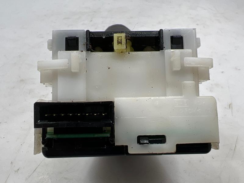 2008 Nissan Titan Combination Switch