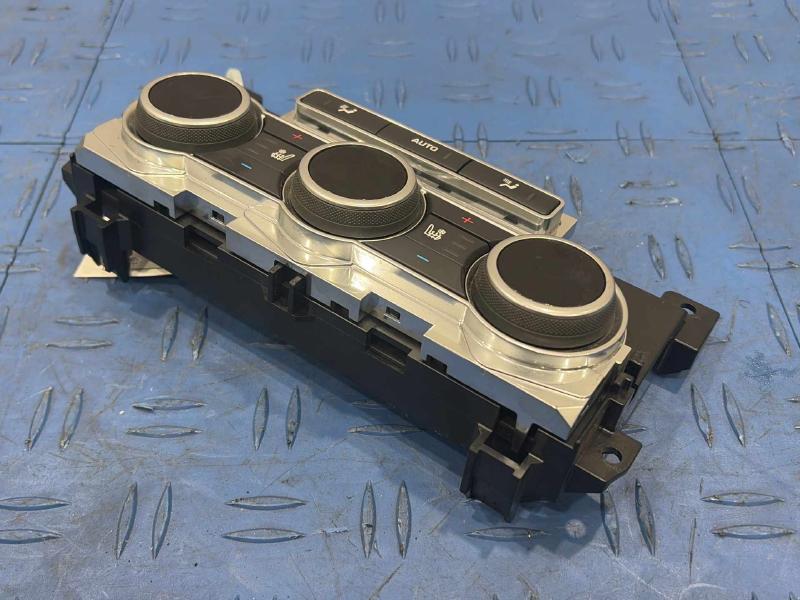 2016 Land Rover Range Rov Heater A/C Control